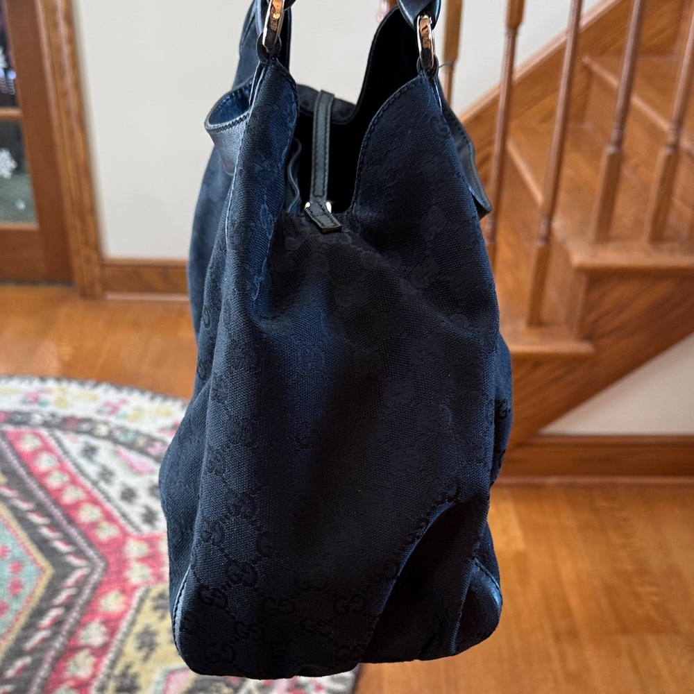 Gucci Black Monogram Shoulder Bag - Picture 5 of 12